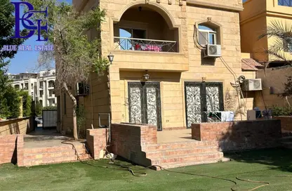 منزل مزدوج - 5 غرف نوم - 4 حمامات للبيع في حدائق المهندسين - الحي الرابع - الشيخ زايد - الجيزة