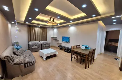 Apartment - 2 Bedrooms - 1 Bathroom for rent in El Rehab Extension - Al Rehab - New Cairo City - Cairo