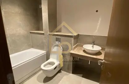 Apartment - 2 Bedrooms - 2 Bathrooms for rent in Village Views - Zed Towers - Sheikh Zayed Compounds - Sheikh Zayed City - Giza