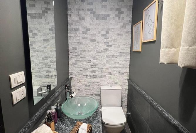 8024052 - Property Image 2