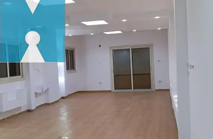 Apartment - 3 Bedrooms - 2 Bathrooms for sale in Gate 4 - Mena - Hadayek El Ahram - Giza