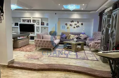 Apartment - 2 Bedrooms - 2 Bathrooms for sale in Tabarak - Zahraa El Maadi - Hay El Maadi - Cairo