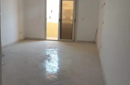 Apartment - 3 Bedrooms - 1 Bathroom for rent in Gardenia City Compound Nasr City - Zahraa Madinat Nasr - Nasr City - Cairo
