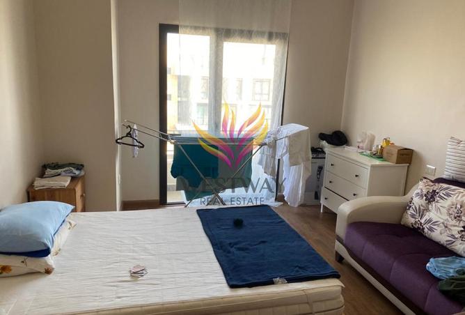 8304307 - Property Image 2