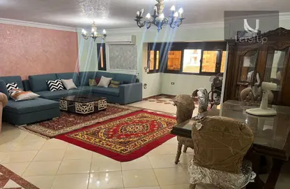 شقة - 3 غرف نوم - 2 حمامات للايجار في مسجد فاطمة الشربتلي - الحي الثالث - التجمع الخامس - مدينة القاهرة الجديدة - القاهرة