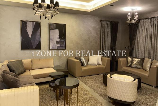 8082815 - Property Image 2