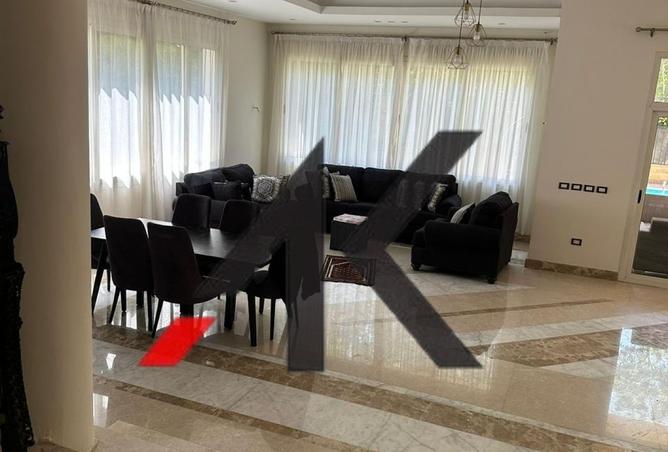 8112911 - Property Image 3