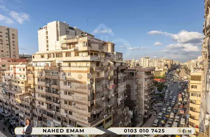 Apartment - 3 Bedrooms - 1 Bathroom for sale in Shaarawy St. - Laurent - Hay Sharq - Alexandria