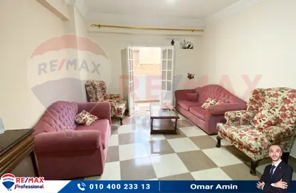 Apartment - 2 Bedrooms - 1 Bathroom for rent in Abd Al Moneim Sanad St. - Ibrahimia - Hay Wasat - Alexandria