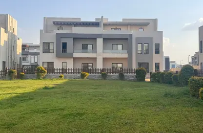 Villa - 4 Bedrooms - 4 Bathrooms for rent in Wesal City - El Shorouk Compounds - Shorouk City - Cairo