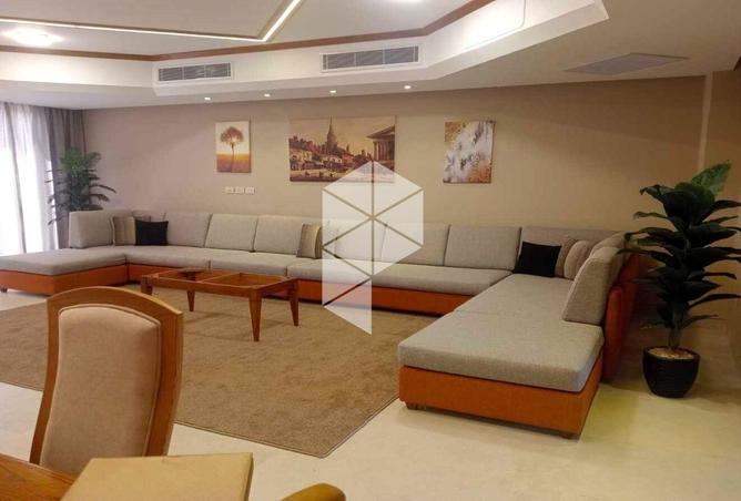 8312243 - Property Image 3