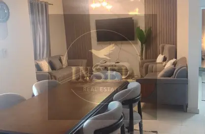 Apartment - 2 Bedrooms - 2 Bathrooms for rent in Al Rehab - New Cairo City - Cairo
