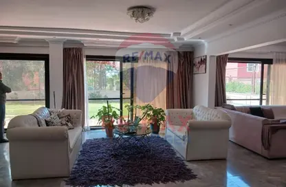 Villa - 4 Bedrooms - 2 Bathrooms for rent in Golf Al Solimania - Cairo Alexandria Desert Road - 6 October City - Giza