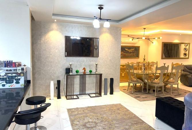 8422290 - Property Image 3