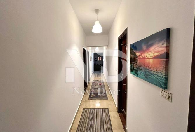 8201826 - Property Image 2