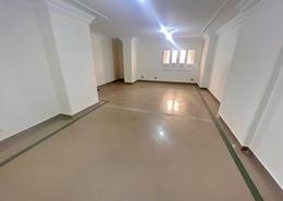 Apartment - 3 bedrooms - 1 bathroom for للايجار in Mostafa Kamel St. - Smouha - Hay Sharq - Alexandria