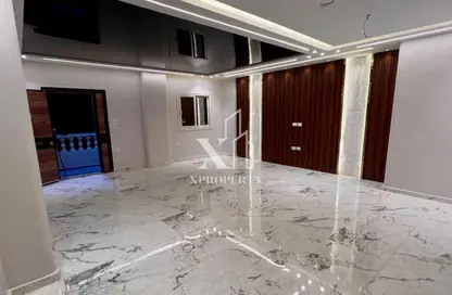 Apartment - 3 Bedrooms - 2 Bathrooms for sale in Practical Art Institute St. - 1st District - 6 October City - Giza