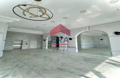 Office Space - Studio - 3 Bathrooms for rent in Rayhanah Plaza - Zahraa El Maadi - Hay El Maadi - Cairo