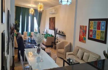 شقة - 3 غرف نوم - 3 حمامات للبيع في فيفث سكوير - التجمع الخامس - مدينة القاهرة الجديدة - القاهرة