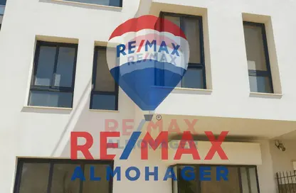 Townhouse - 5 Bedrooms - 5 Bathrooms for sale in The Courtyards - Sheikh Zayed Compounds - Sheikh Zayed City - Giza