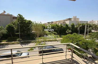 Villa - 3 Bedrooms - 4 Bathrooms for sale in Palm Hills WoodVille - Al Wahat Road - 6 October City - Giza