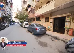 Apartment - 2 Bedrooms - 1 Bathroom for sale in Ahmed Galal Hammad St. - Miami - Hay Awal El Montazah - Alexandria