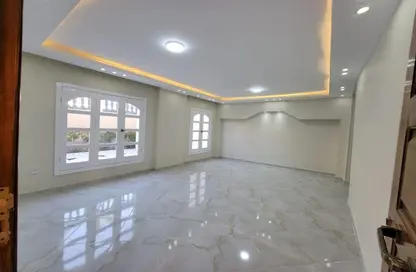 Apartment - 3 Bedrooms - 2 Bathrooms for rent in 8th District - Sheikh Zayed City - Giza