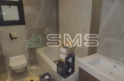 Apartment - 3 Bedrooms - 3 Bathrooms for rent in West Golf Extension - El Katameya Compounds - El Katameya - New Cairo City - Cairo