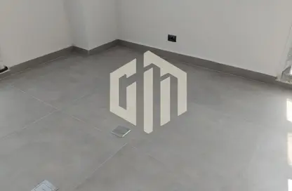 مساحات مكتبية - استوديو - 1 حمام للبيع في ديستريكت 5 - كمبوندات التجمع الخامس - التجمع الخامس - مدينة القاهرة الجديدة - القاهرة