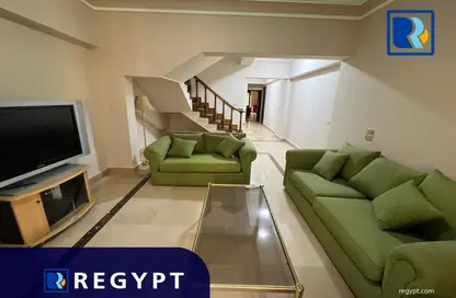 Duplex - 4 Bedrooms - 3 Bathrooms for rent in Sarayat Al Maadi - Hay El Maadi - Cairo