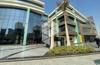 Office Space - Studio - 2 Bathrooms for rent in Lake View - 5th Settlement Compounds - The 5th Settlement - New Cairo City - Cairo
