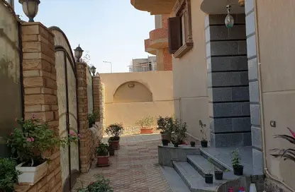 Apartment - 3 Bedrooms - 2 Bathrooms for rent in Shorouk City - Cairo