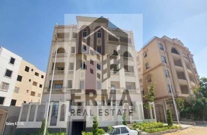 Apartment - 3 Bedrooms - 2 Bathrooms for sale in North House - The 5th Settlement - New Cairo City - Cairo