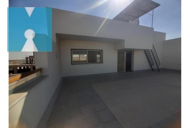 8215706 - Property Image 2