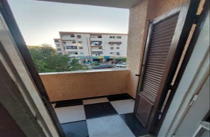 Apartment - 2 Bedrooms - 2 Bathrooms for sale in 11th District - Sheikh Zayed City - Giza