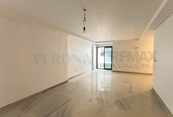 8490594 - Property Image 2