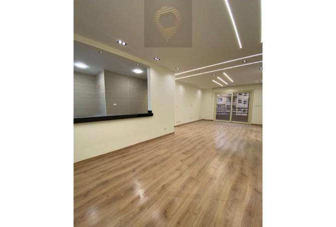 8052748 - Property Image 2
