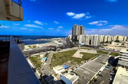 Apartment - 3 Bedrooms - 2 Bathrooms for rent in Sidi Gaber St. - Sidi Gaber - Hay Sharq - Alexandria