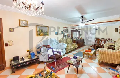 شقة - 3 غرف نوم - 1 حمام للبيع في سموحة - حي شرق - الاسكندرية