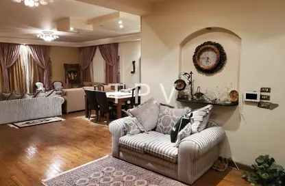 Villa - 5 Bedrooms - 5 Bathrooms for sale in Maxim - The 1st Settlement - New Cairo City - Cairo