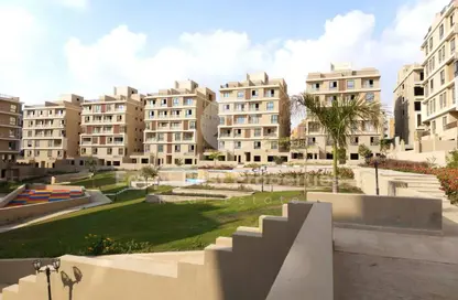 Apartment - 2 Bedrooms - 2 Bathrooms for sale in West days - 6 October City - Giza