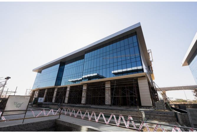 Office Space - Studio - 1 Bathroom for sale in Golden Gate - South Teseen St. - The 5th Settlement - New Cairo City - Cairo