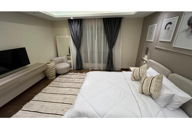 8250652 - Property Image 3