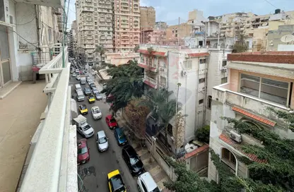 شقة - 2 غرف نوم - 1 حمام للايجار في شارع شعراوي - لوران - حي شرق - الاسكندرية