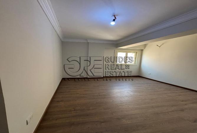 7920406 - Property Image 3
