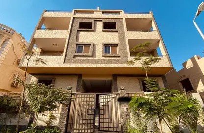 Apartment - 3 Bedrooms - 3 Bathrooms for sale in El Diplomaseen - The 5th Settlement - New Cairo City - Cairo