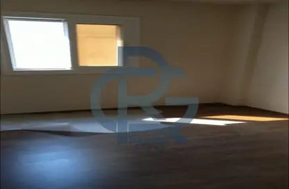 Apartment - 3 Bedrooms - 1 Bathroom for sale in Al Ashrafiya - North Investors Area - New Cairo City - Cairo