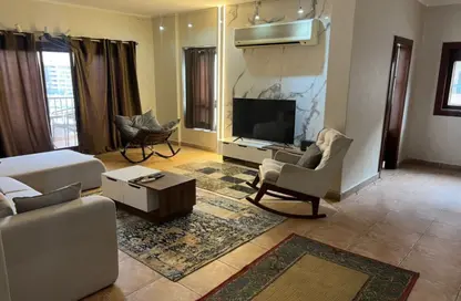 شقة - 2 غرف نوم - 1 حمام للايجار في شارع النزهه - ارض الجولف - مصر الجديدة - القاهرة