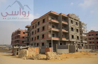 Apartment - 3 Bedrooms - 2 Bathrooms for sale in Bait Alwatan - The 5th Settlement - New Cairo City - Cairo