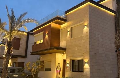 Villa - 7+ Bedrooms - 7 Bathrooms for sale in Azzar - 5th Settlement Compounds - The 5th Settlement - New Cairo City - Cairo